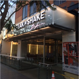 STEAK N SHAKE – SANTA MONICA